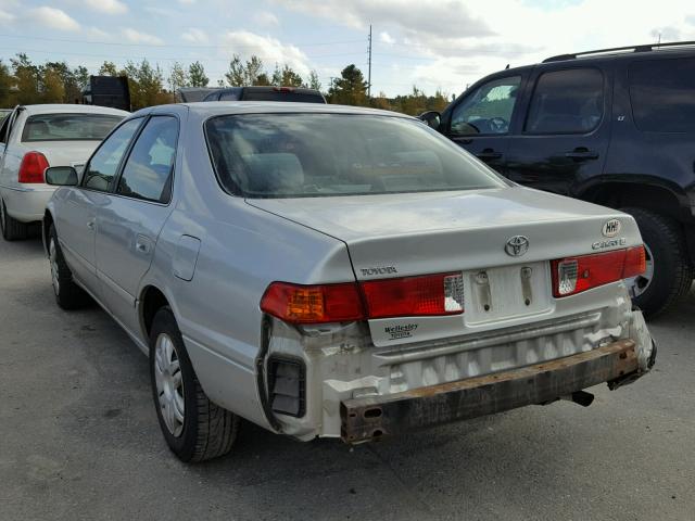 4T1BG22K21U817782 - 2001 TOYOTA CAMRY CE SILVER photo 3