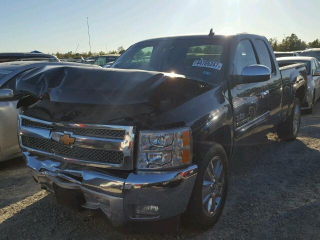 1GCRCSE07CZ323318 - 2012 CHEVROLET SILVERADO BLACK photo 2