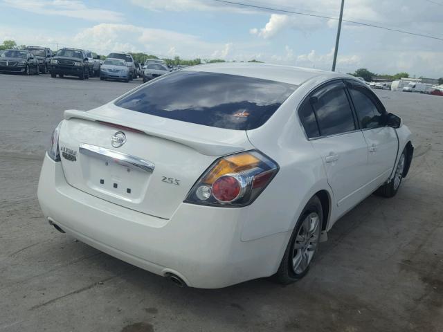 1N4AL2AP4CN518466 - 2012 NISSAN ALTIMA BAS WHITE photo 4