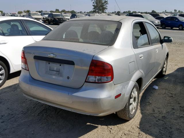KL1TD52685B365884 - 2005 CHEVROLET AVEO BASE Srebrny zdjęcie 4