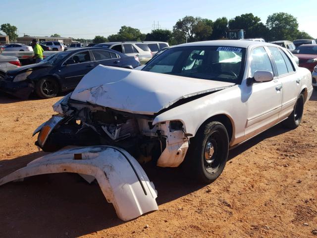 2MEFM74WXXX719837 - 1999 MERCURY GRAND MARQ WHITE photo 2