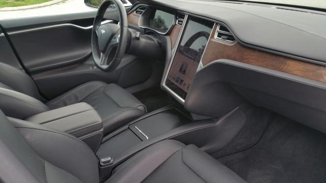 5YJSA1E46GF177493 - 2016 TESLA MODEL S BLACK photo 5