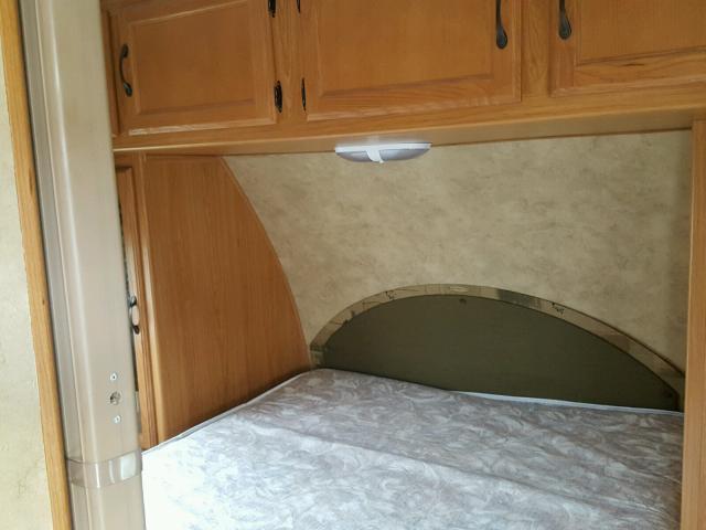 4YDT31R20A7200168 - 2010 KEYSTONE HORNET WHITE photo 5