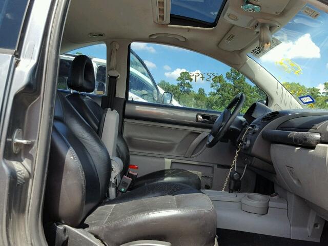 3VWCB21C62M422881 - 2002 VOLKSWAGEN NEW BEETLE 灰色 照片 5