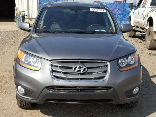 5NMSHDAG2AH415648 - 2010 HYUNDAI SANTA FE S GRAY photo 9