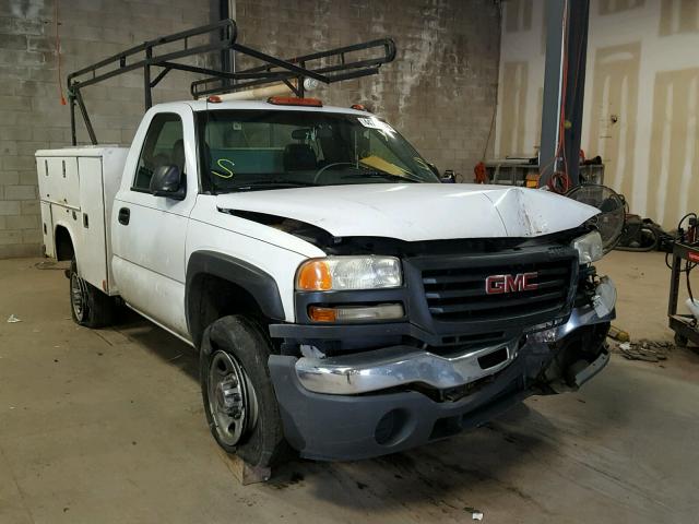 1GDHC24U14E364533 - 2004 GMC SIERRA C25 WHITE photo 1