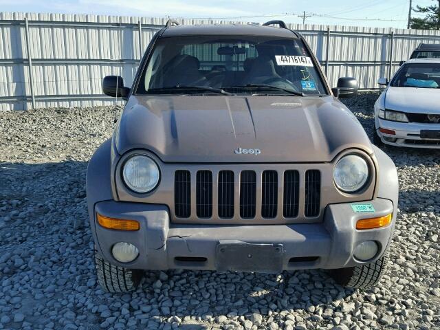 1J4GL48K72W149678 - 2002 JEEP LIBERTY SP BROWN photo 9