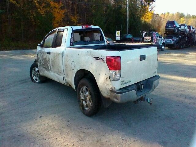 5TFUY5F19AX112828 - 2010 TOYOTA TUNDRA WHITE photo 3