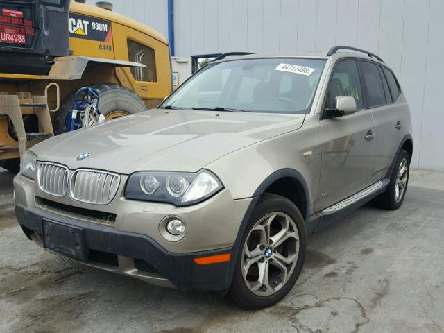 WBXPC93489WJ27603 - 2009 BMW X3 XDRIVE3 Gold Foto 2