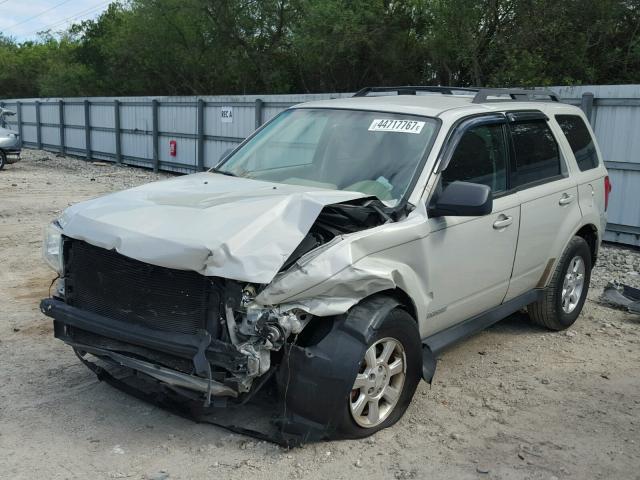 4F2CZ06138KM03053 - 2008 MAZDA TRIBUTE S CREAM photo 2