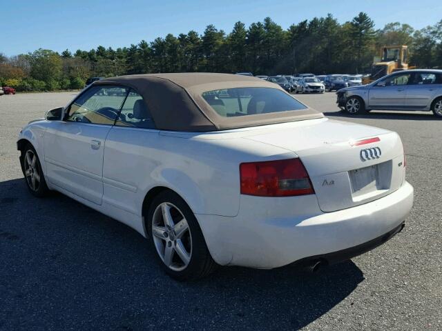 WAUAC48H25K014956 - 2005 AUDI A4 WHITE photo 3