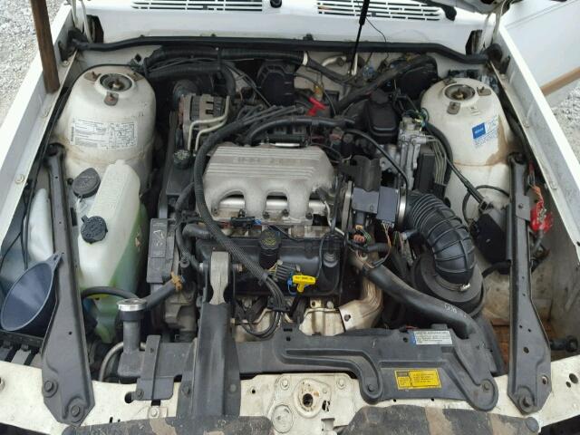 1G4AG55M4R6403820 - 1994 BUICK CENTURY SP WHITE photo 7