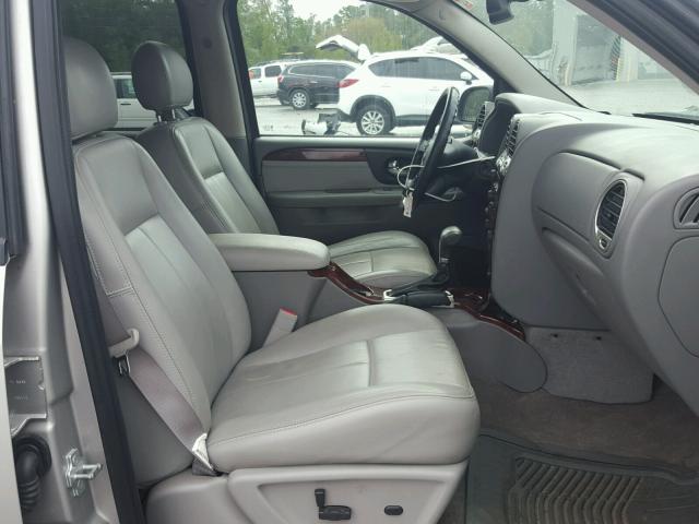 1GKDS13S072213743 - 2007 GMC ENVOY SILVER photo 5