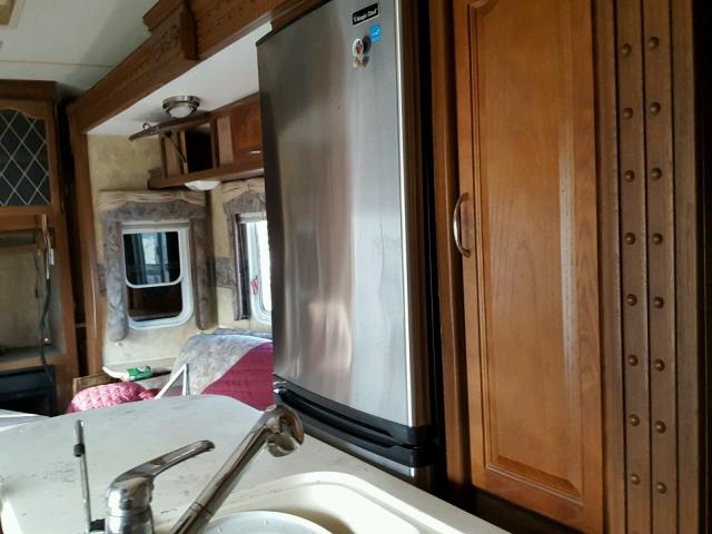 4CT5B362774286994 - 2007 FTWD MOTORHOME WHITE photo 7