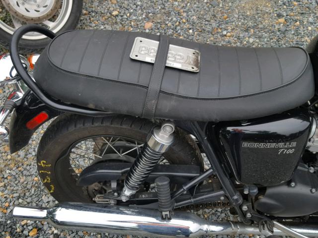 SMT910K1XFT675387 - 2015 TRIUMPH MOTORCYCLE BONNEVILLE BLACK photo 6