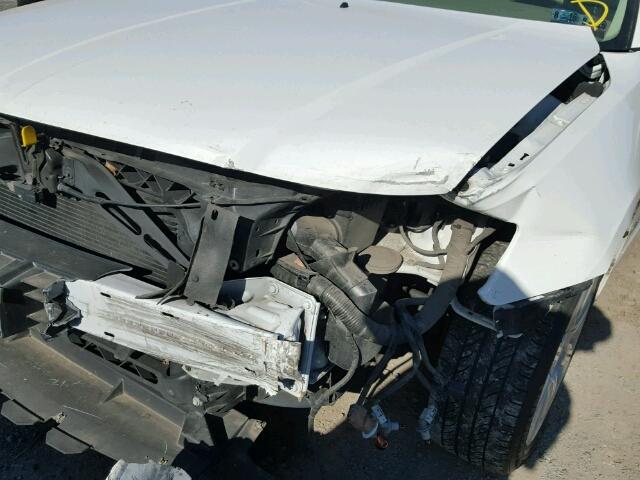 3LNHM28T27R636328 - 2007 LINCOLN MKZ WHITE photo 9