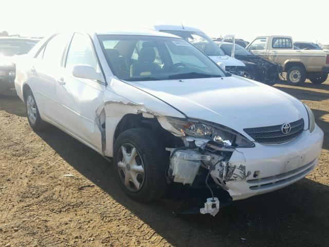 JTDBE32K920065765 - 2002 TOYOTA CAMRY WHITE photo 1