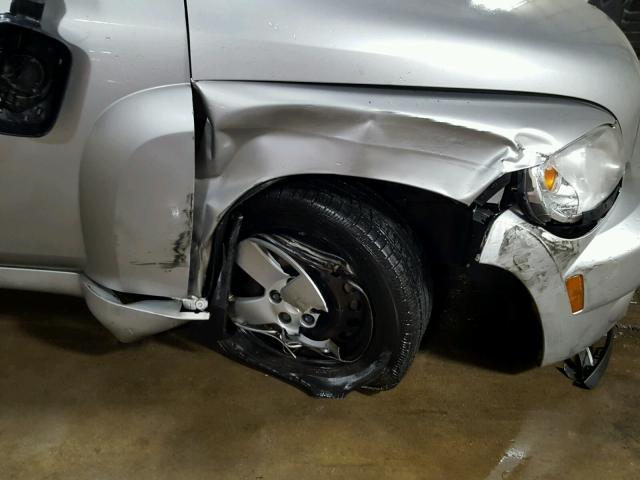 3GNBAADB3AS543402 - 2010 CHEVROLET HHR LS SILVER photo 9