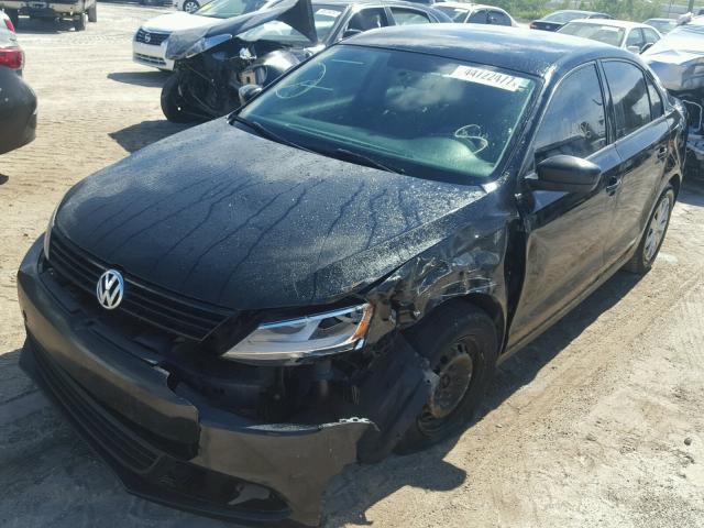 3VW2K7AJ0EM207122 - 2014 VOLKSWAGEN JETTA BASE BLACK photo 2