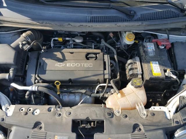 1G1JA5SG5D4220167 - 2013 CHEVROLET SONIC LS 白色 照片 7