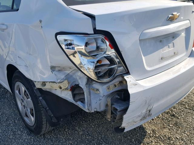 1G1JA5SG5D4220167 - 2013 CHEVROLET SONIC LS 白色 照片 9