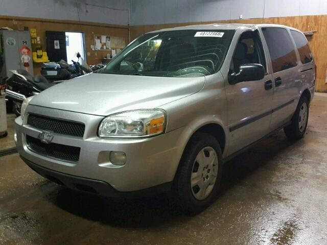 1GNDV23W08D120214 - 2008 CHEVROLET UPLANDER L 银色 照片 2