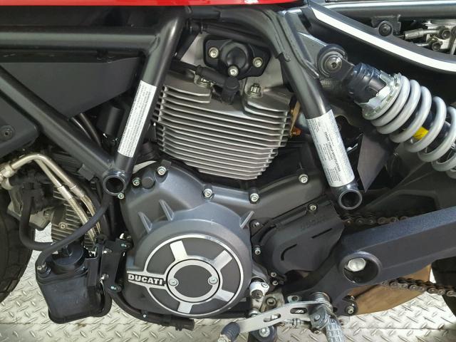ML015ANM5FT000932 - 2015 DUCATI SCRAMBLER RED photo 11