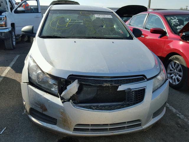 1G1PC5SH5C7269797 - 2012 CHEVROLET CRUZE LS SILVER photo 9