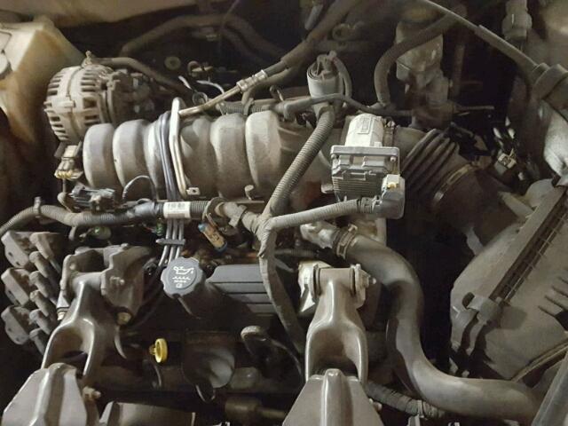 2G2WP552861129618 - 2006 PONTIAC GRAND PRIX SILVER photo 7