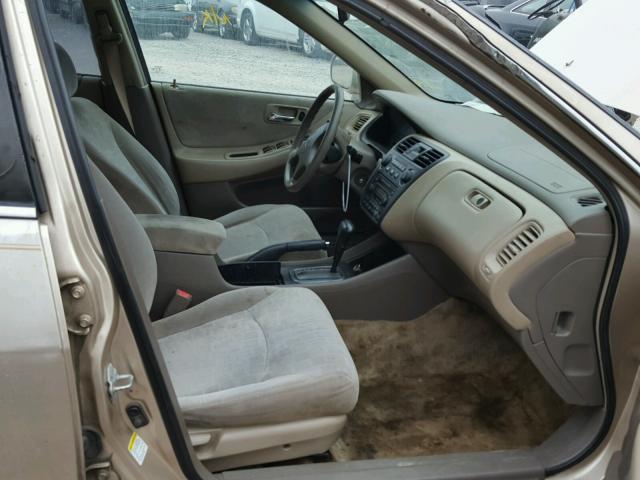 1HGCG56692A116359 - 2002 HONDA ACCORD GOLD photo 5