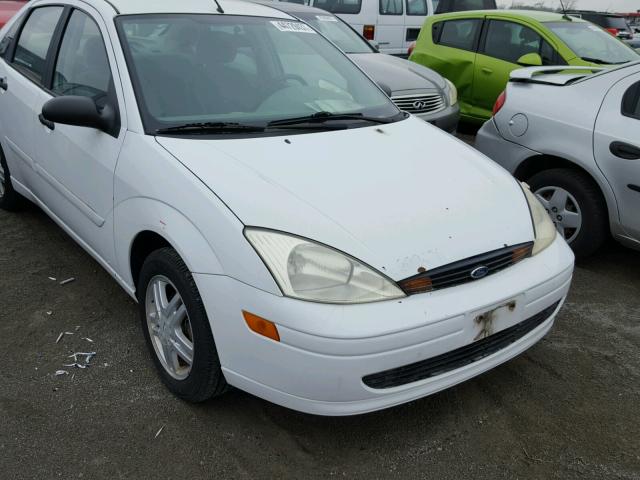 1FAFP34PX1W266726 - 2001 FORD FOCUS SE WHITE photo 1