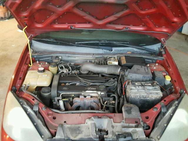 1FAFP34314W185132 - 2004 FORD FOCUS SE C RED photo 7