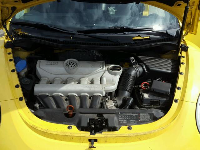 3VWPG3AGXAM011929 - 2010 VOLKSWAGEN NEW BEETLE 黄色 照片 7