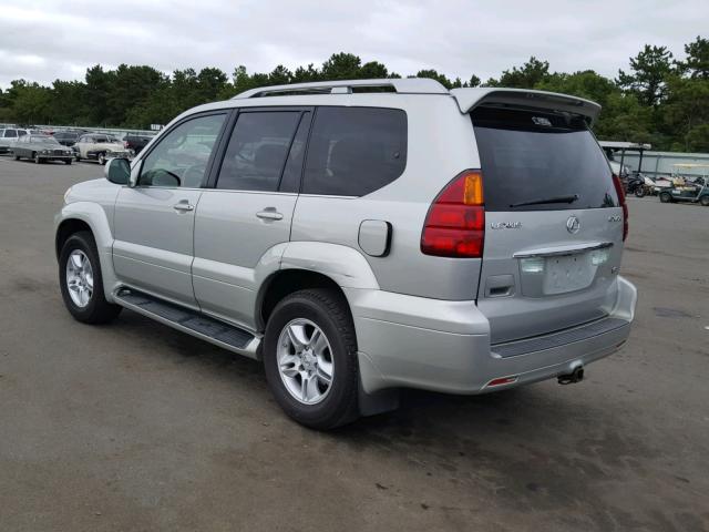 JTJBT20X050076332 - 2005 LEXUS GX 470 SILVER photo 3