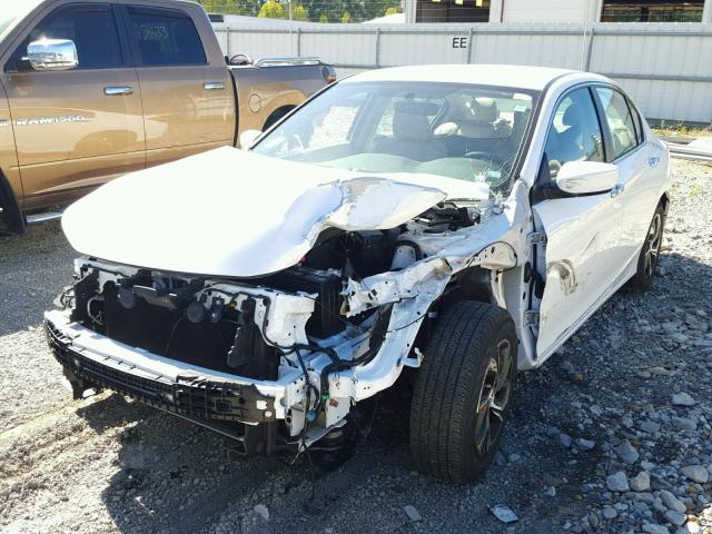 1HGCR2F33HA060085 - 2017 HONDA ACCORD LX WHITE photo 2