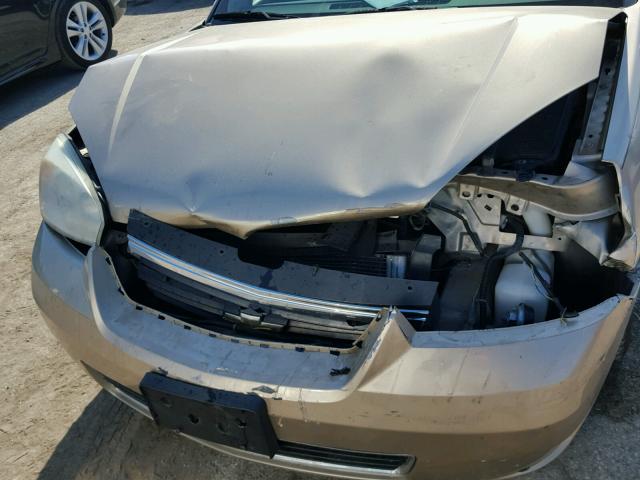 1G1ZS51F36F270369 - 2006 CHEVROLET MALIBU GOLD photo 7