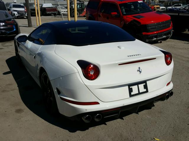 ZFF77XJA4G0214849 - 2016 FERRARI CALIFORNIA WHITE photo 3