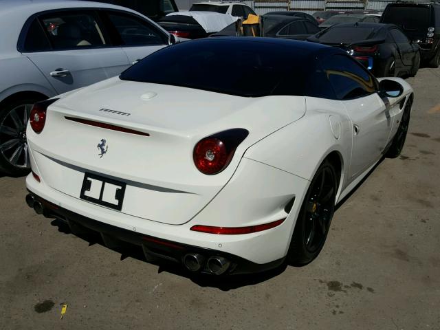 ZFF77XJA4G0214849 - 2016 FERRARI CALIFORNIA WHITE photo 4