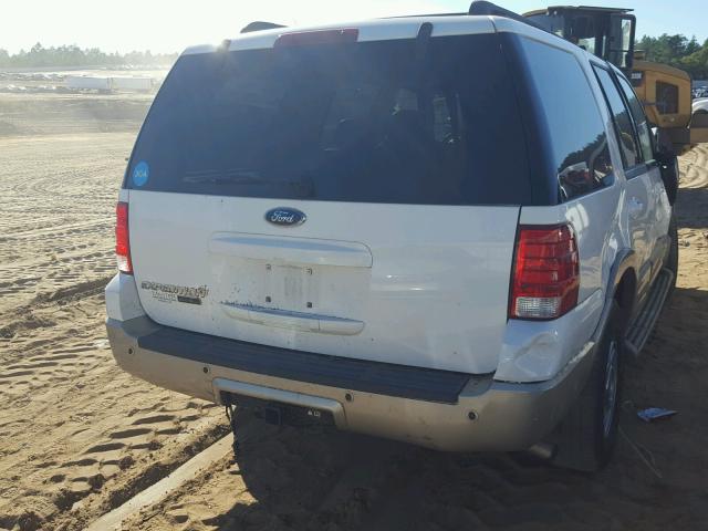 1FMFU17535LA98903 - 2005 FORD EXPEDITION WHITE photo 4