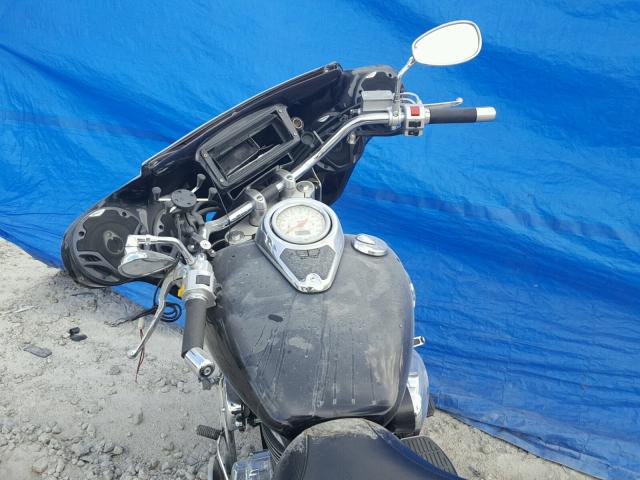 JS1VS55A052105335 - 2005 SUZUKI C50 BLACK photo 5