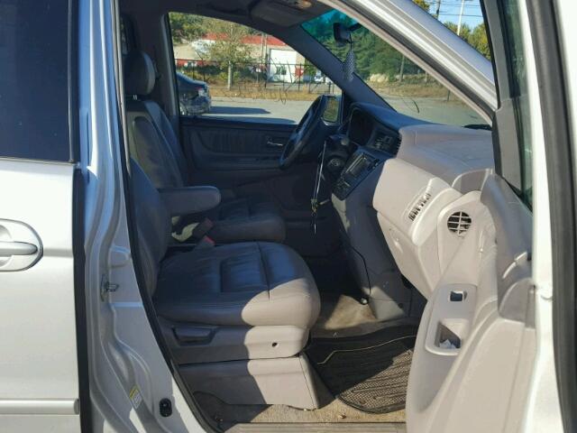 5FNRL18744B097913 - 2004 HONDA ODYSSEY EX SILVER photo 5