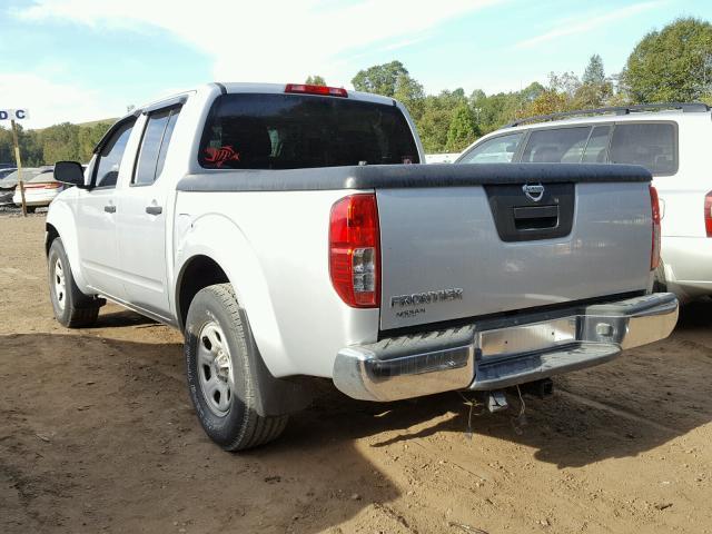 1N6AD0ER5BC442819 - 2011 NISSAN FRONTIER S SILVER photo 3