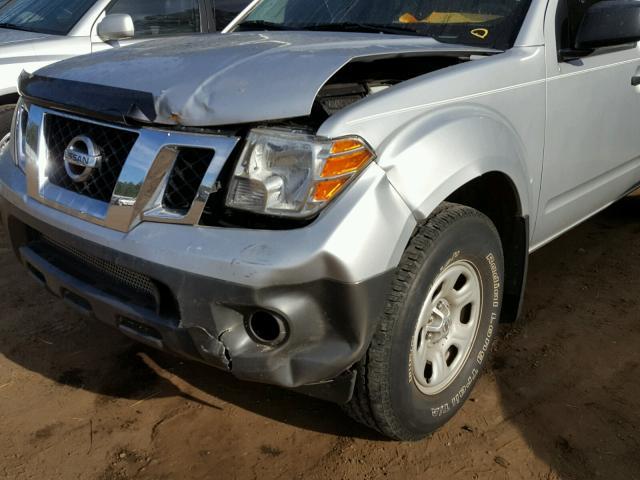 1N6AD0ER5BC442819 - 2011 NISSAN FRONTIER S SILVER photo 9