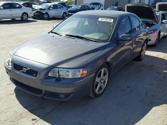 YV1RH52Y342384912 - 2004 VOLVO S60 R 石墨色 照片 2