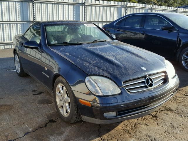 WDBKK47FXWF076110 - 1998 MERCEDES-BENZ SLK 230 KO BLUE photo 1