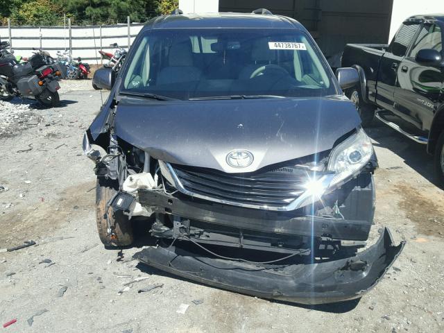 5TDKK3DC0BS159416 - 2011 TOYOTA SIENNA GRAY photo 9