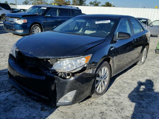 4T1BD1FK0CU062972 - 2012 TOYOTA CAMRY HYBR BLACK photo 2