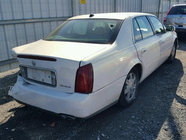 1G6KD54Y14U163056 - 2004 CADILLAC DEVILLE WHITE photo 4