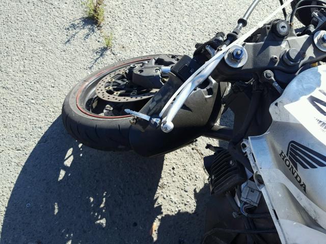 JKAENED17JDA07848 - 2018 KAWASAKI EN650 D WHITE photo 5