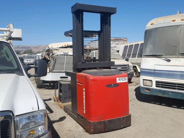 EASI01AE29129 - 2001 RAYM FORKLIFT RED photo 3
